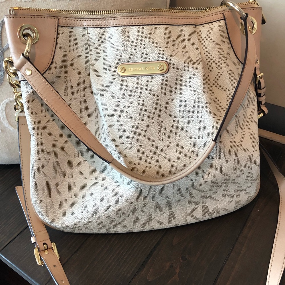 Michael Kors crossbody